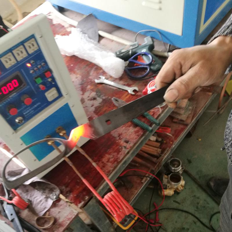 RAG-25KW高頻加熱機(jī)剪刀淬火 RAG-25KW高頻加熱機(jī)剪刀淬火
